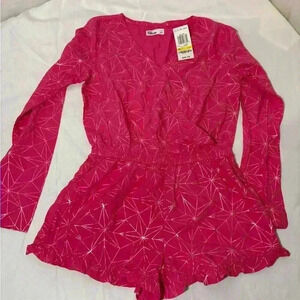 New with tags, girls size medium romper, #A031